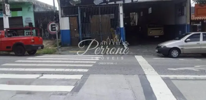 Salão Comercial 300m², para alugar em Cidade Líder, São Paulo - SP!
