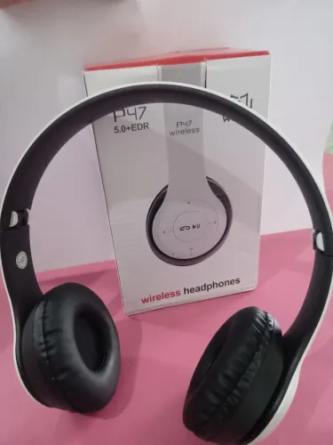 Fone de ouvido P47 estéreo. Bluetooth 5.0 com redução de ruído