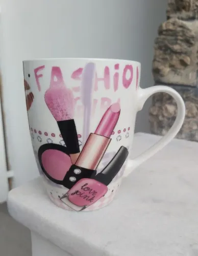 Caneca de louça