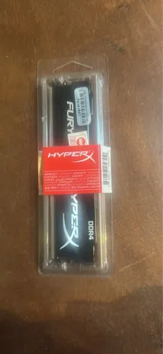 Vendo Memoria RAM DDR4 Hyper 2400 8Gb