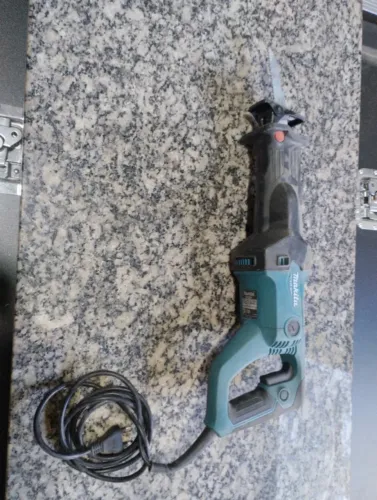 serra sabre makita 