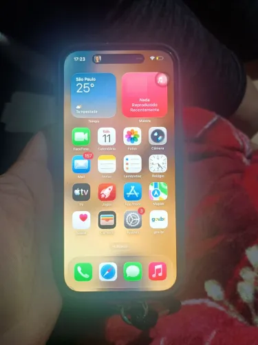 Vendo um iPhone 16 256 GB um mês de uso não tem nota fiscal