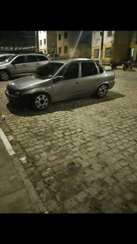 Chevrolet Corsa Sedan GLS 1.6 MPFI 4P 2001