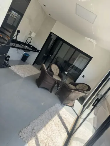 Vendo Casa no Condomínio Jardim Veneza - Senador Canedo!