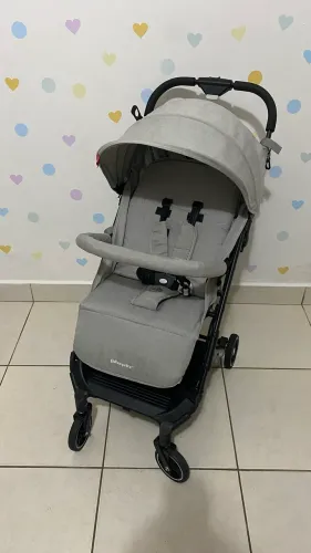 Carrinho de Bebê Fisher Price - Fechamento em Z - Parcelo em até 5x sem juros