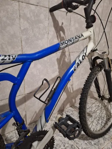 Bicicleta Caloi montana (metrô Vila Matilde)