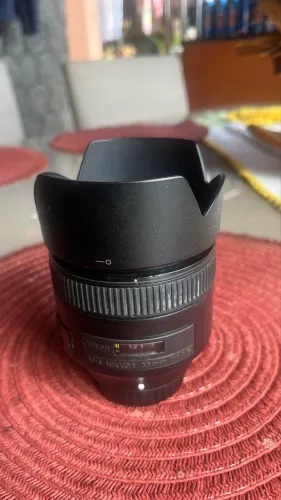 85mm nikon 1.8