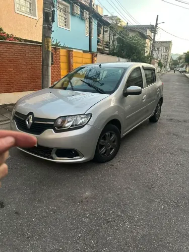Renault Sandero Dyna. Easyr Hi-flex 1.6 8V 2016