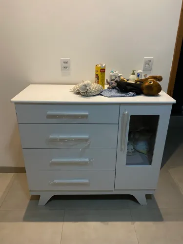 VENDE-se COMODA INFANTIL
