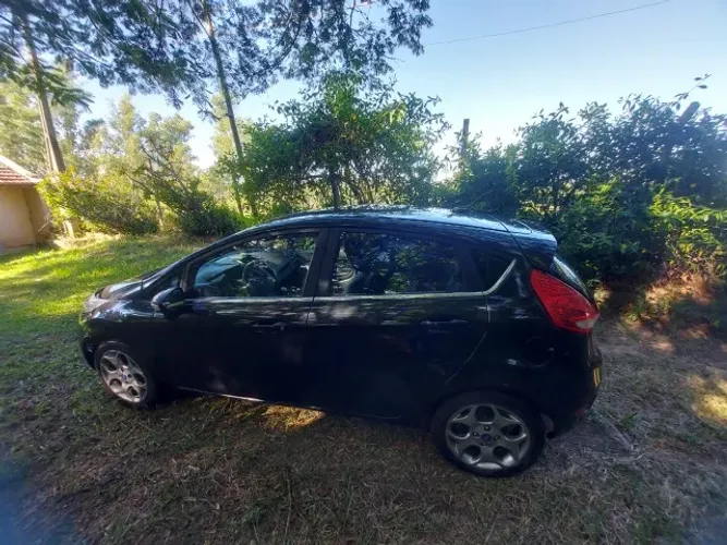 Ford Fiesta SE 1.6 16V Flex 5P 2012