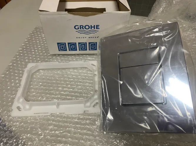 placa de acionamento de descarga GROHE Skate Cosmopolitan