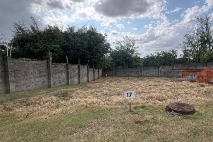 Terreno em Condomínio para Venda em Rolândia, Centro