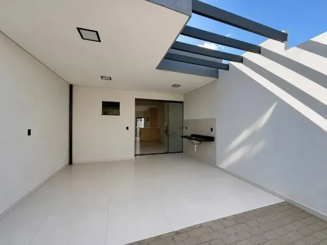 Casa com 3 quartos a venda no bairro Parque Real