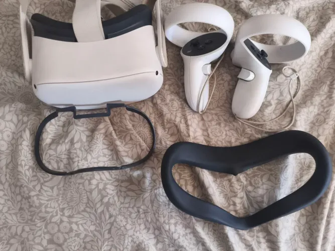 Oculus meta quest 2 - Usado, em bom estado