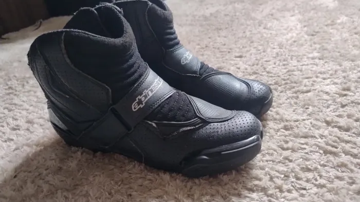 Bota Alpinistars n40