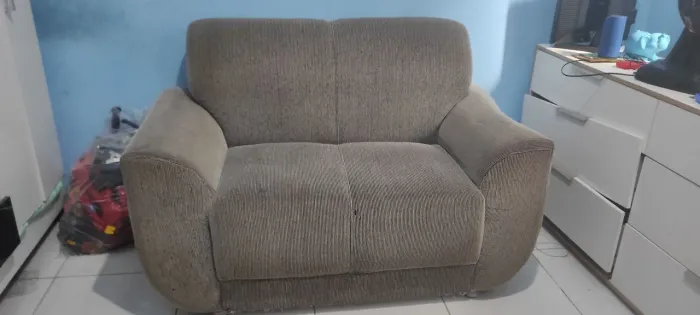Sofá dois lugares