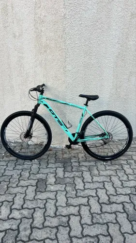 Bicicleta gts azul