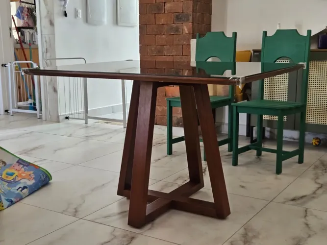 Mesa de Jantar 4 Lugares