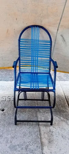 Cadeira de balanço INFANTIL