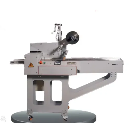 EMPACOTADORA AUTOMÁTICA HORIZONTAL TIPO FLOW-PACK PARA GELO SABORIZADO, PÃES, BARRA DE CER