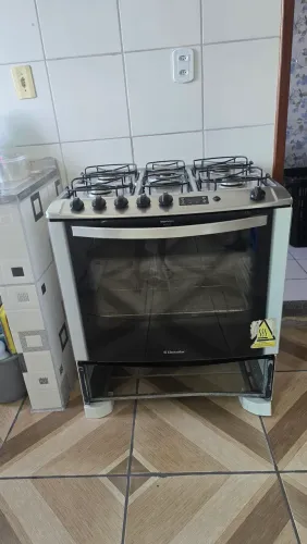Fogão Electrolux, 5 Bocas, Branco Bivolt<br>Nvoly