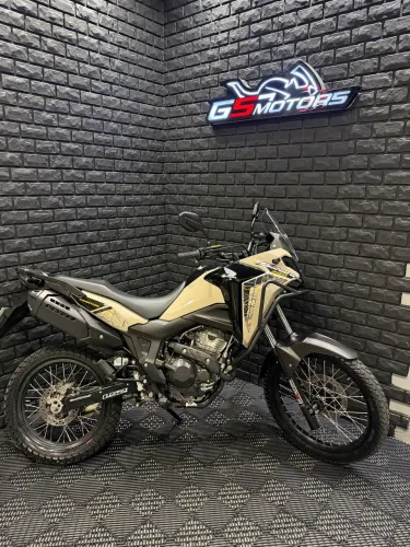 HONDA/ SAHARA 300cc ADV 2025