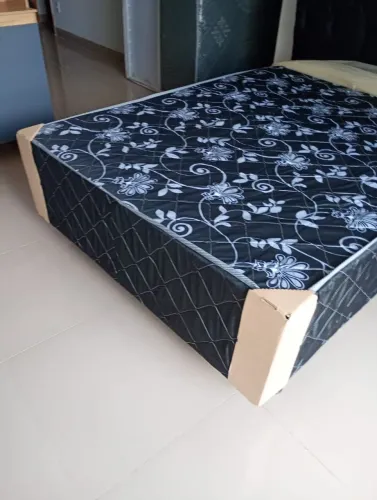 Cama box casal