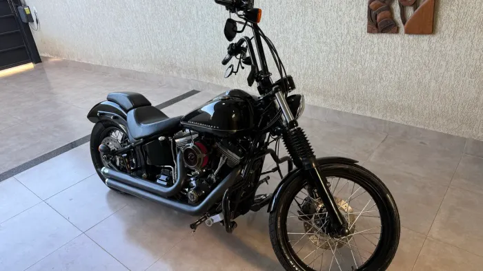 Harley-Davidson Softail Blackline FXS 2013 TROCO POR FAT BOY PRETA 2018 ACIMA