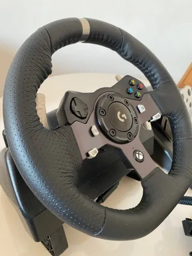 Simulador Logitech G920 com câmbio manual 6 marchas em H incluso para Xbox Series!