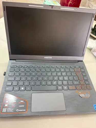 Notebook Positivo Vision C14