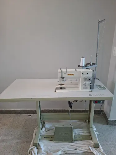 Máquina Singer 20U Semi-Industrial Reta e Zig-Zag | Revisada