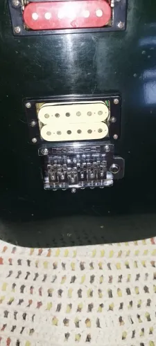 Corpo Guitarra Strato MOGNO Brasileiro Anos 80/90 com Captadores e Ponte