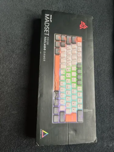 Teclado mecânico 60%, switch azul