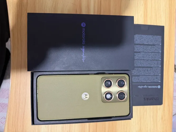 Motorola signature 512GB novinho