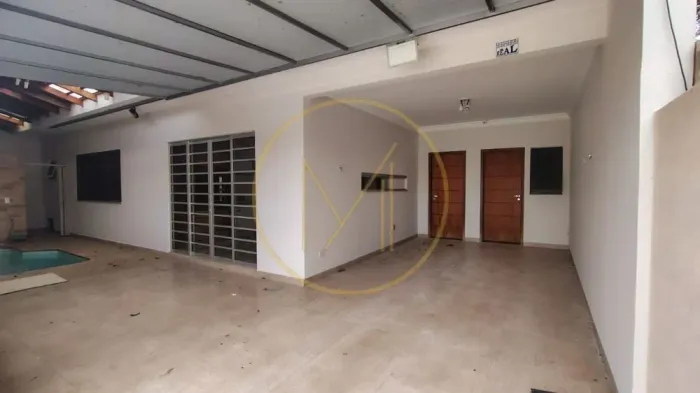 LOCAÇÃO | Casa, com 3 quartos em Zona 08, Maringá