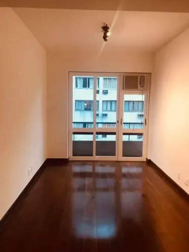 Apartamento para locação em Botafogo  2 quartos  60m²