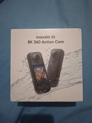 Insta360 X5 Câmera de ação 8K Impermeável