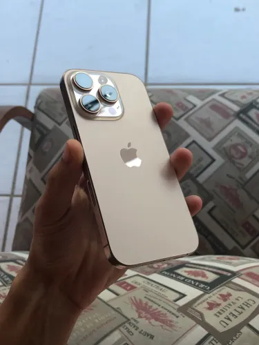 Iphone 16 pro 256 dourado unico dono