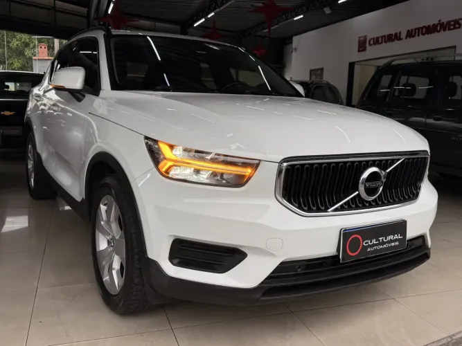 Volvo XC40 T-4 2.0 190cv FWD 2019