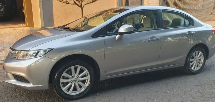 Honda Civic Sedan LXS 1.8/1.8 Flex 16V Mec. 4P 2014