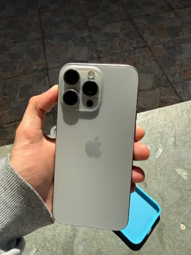 iPhone 15 Pro Max 512GB