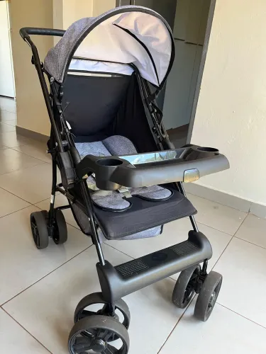 Carrinho de Bebe - tutti baby