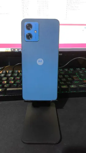 Moto g54 256gb + 8 ram