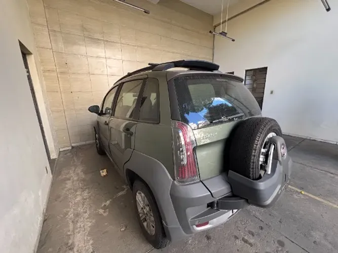 Fiat Idea Adv./ Adv.lock.dualogic 1.8 Flex 5P 2014