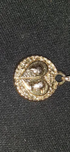 Pingente Cara Metade, ouro.