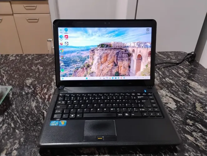 Notebook positivo master N170I
