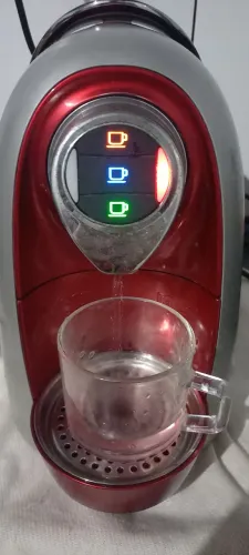 Cafeteira express 3 corações em ótimo estado. Funcionando!