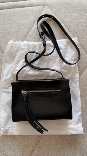 Bolsa Arezzo Tiracolo Preta Pietra Pequena