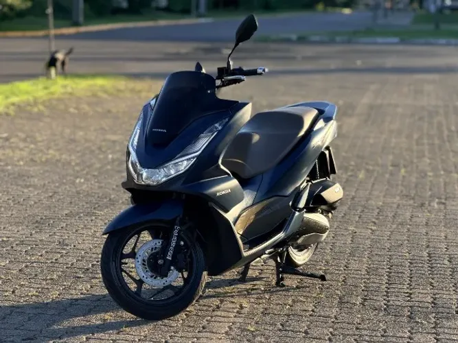 Honda PCX 160 DLX ABS com APENAS 7.800km rodados! Moto praticamente nova