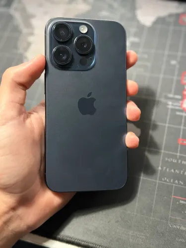 VENDO IPHONE 15 pro 